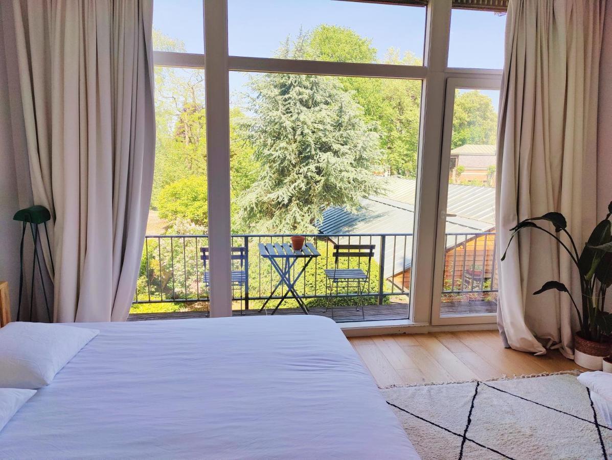Traditional Chic, High Ceilings' Apt Aircos And Garage アントウェルペン エクステリア 写真
