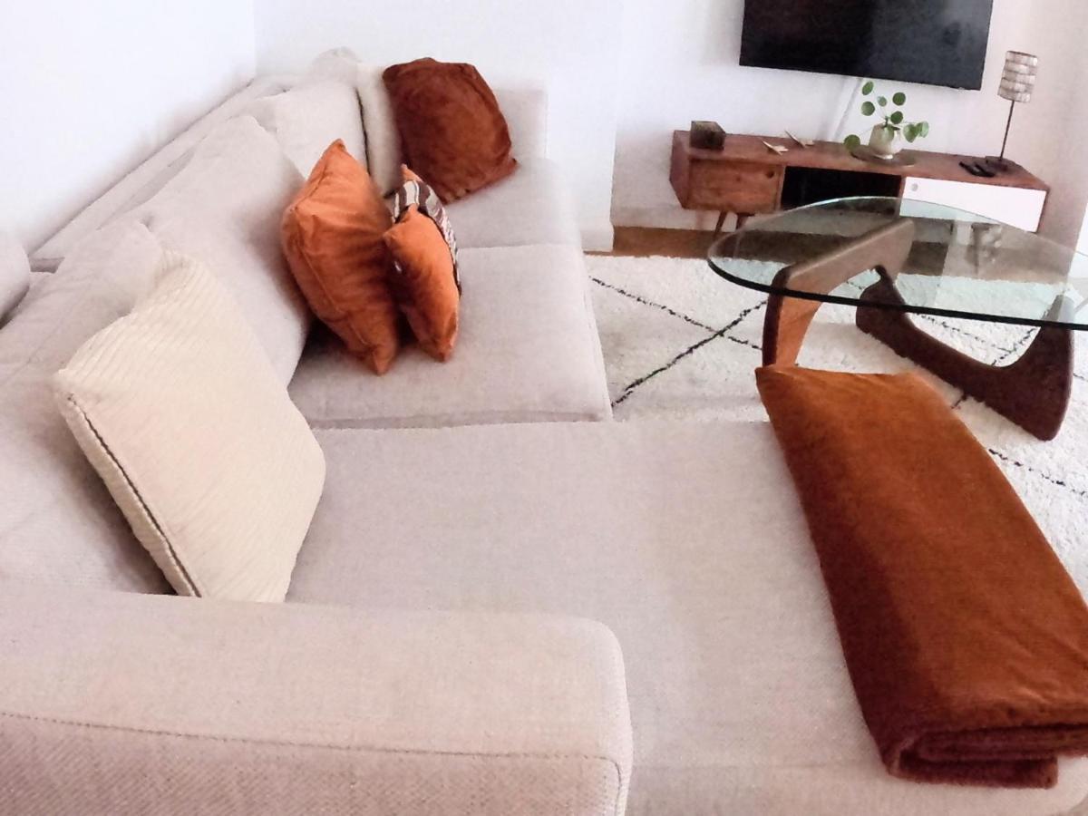 Traditional Chic, High Ceilings' Apt Aircos And Garage アントウェルペン エクステリア 写真